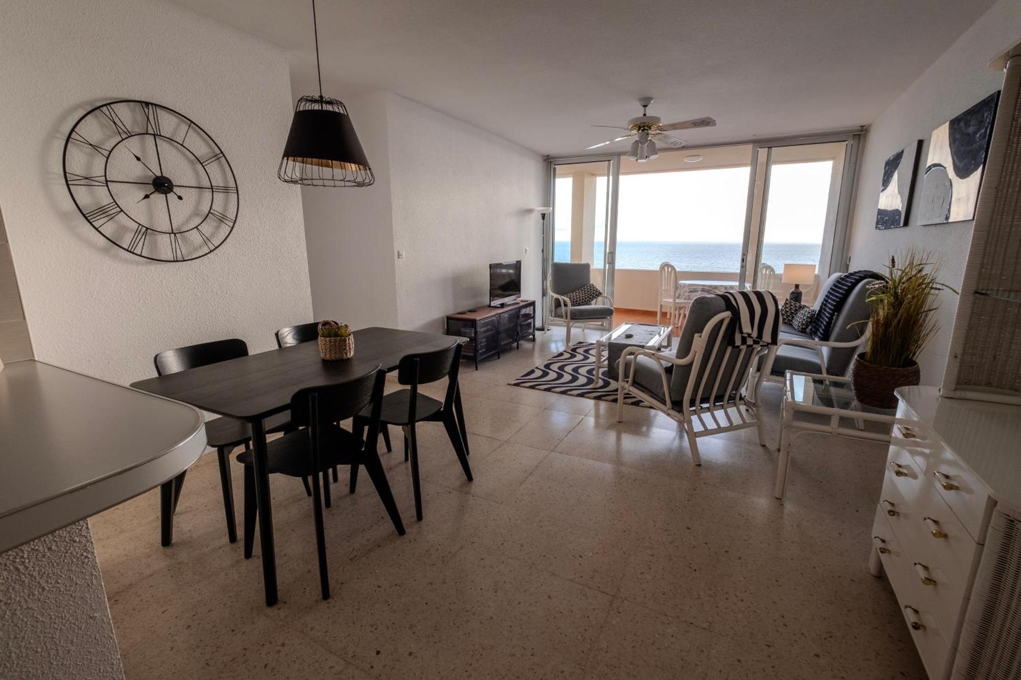 Tenerife Lizards - Apartment In The First Line Callao Salvaje Exterior photo