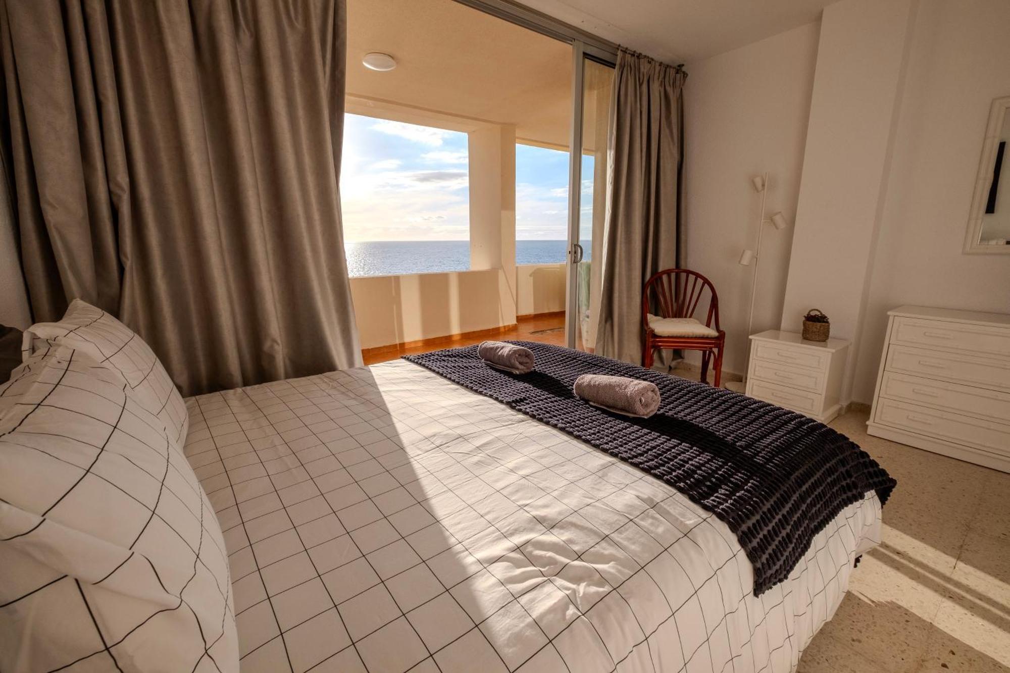 Tenerife Lizards - Apartment In The First Line Callao Salvaje Exterior photo